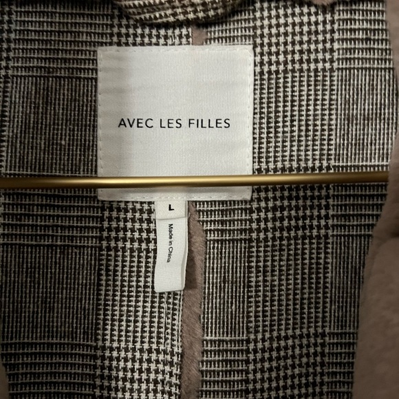 Avec les filles Faux Fur Coat, size large, new never worn - Picture 2 of 6